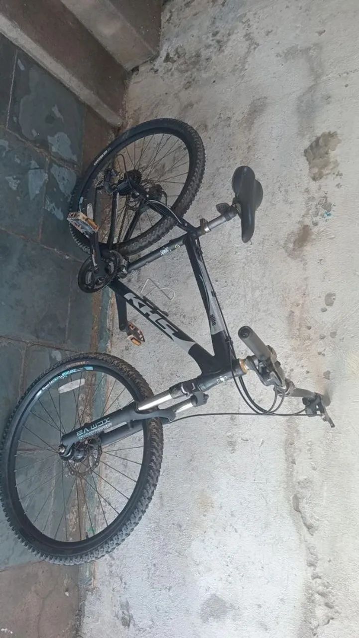 Bike semi nova