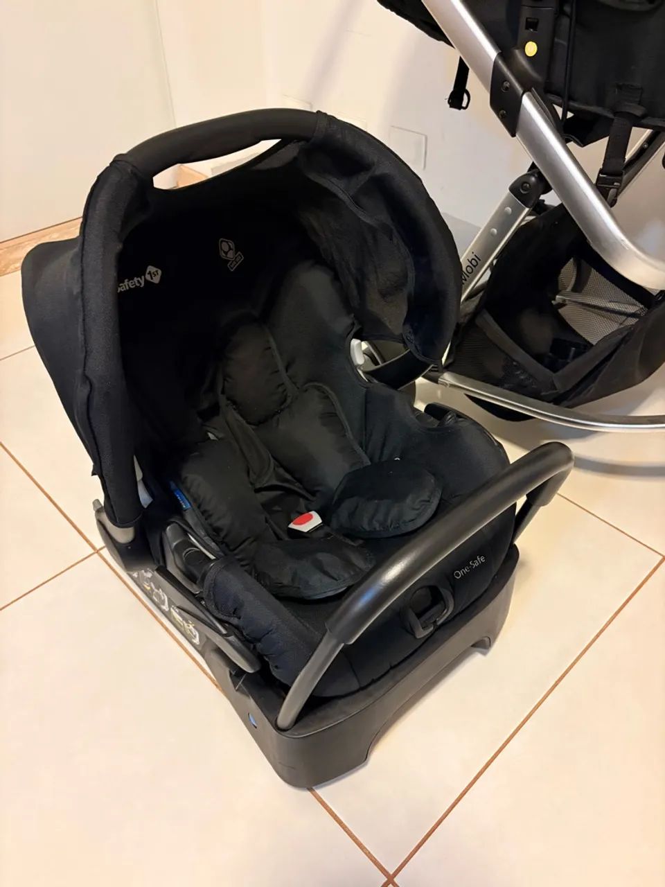 Carrinho de bebê + bebê conforto Safety 1st - Foto 2
