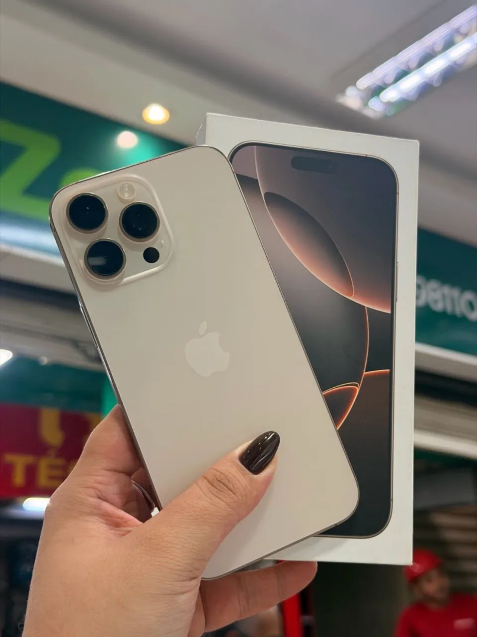 16 PRO MAX 256 GB 
