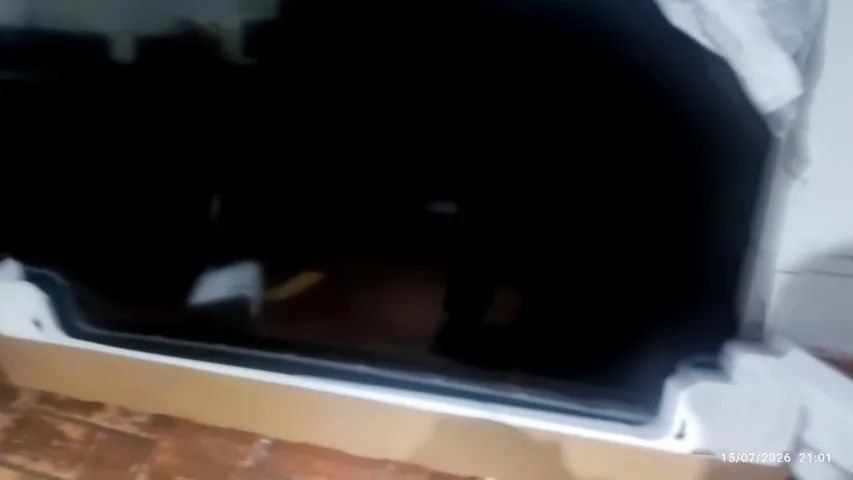TV QLED SAMSUNG 65" COM DEFEITO - Foto 2