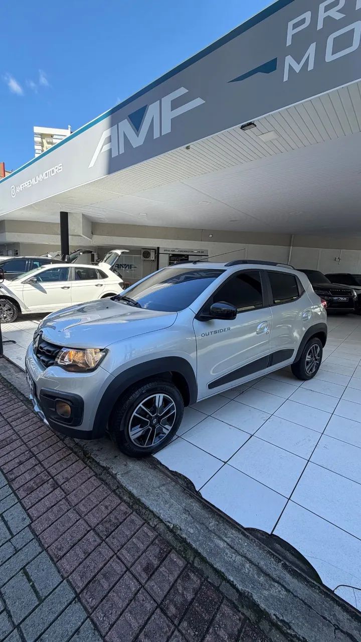 Renault Kwid Outsider 1.0 Flex 12V 5P Mec. 2022