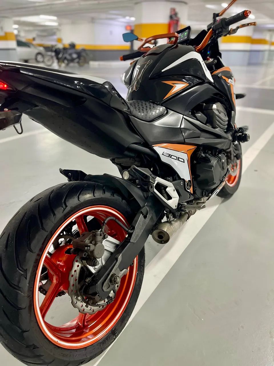 Z-800 2014 - 1518238893 | OLX