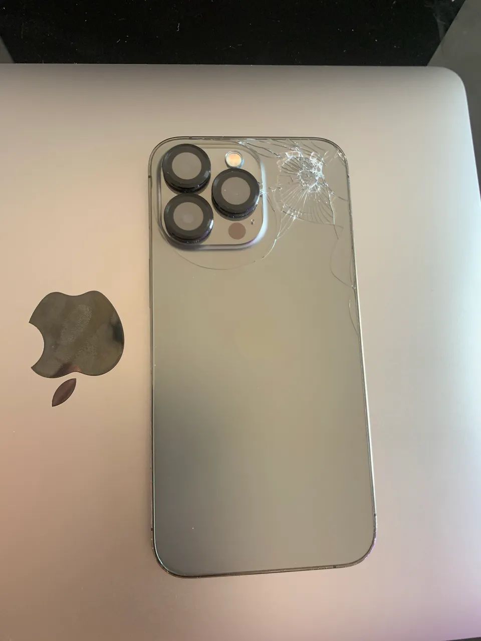 iPhone 13 Pro (128GB) - Venda Rápida