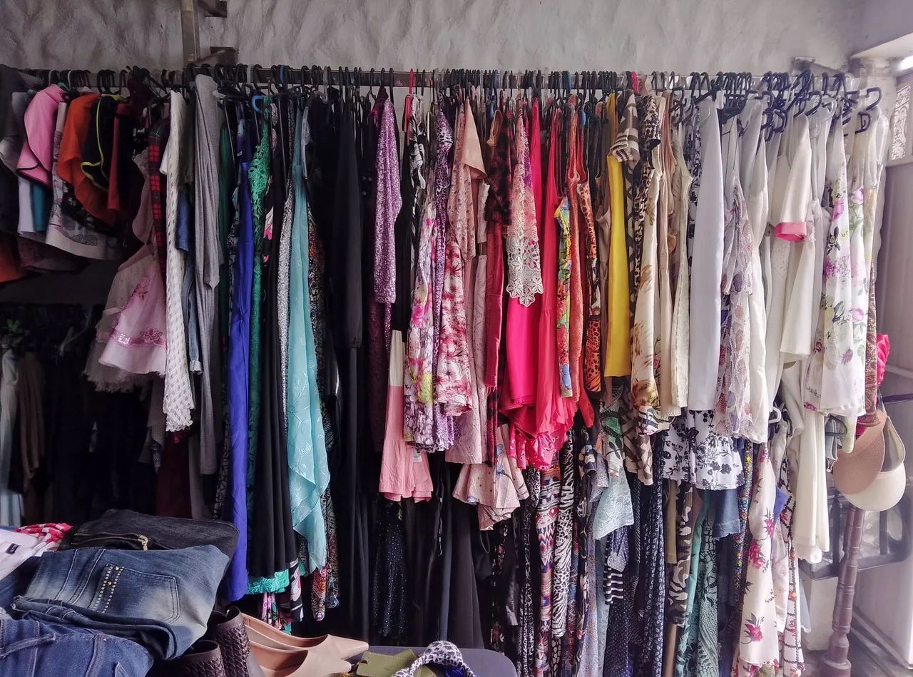 Estoque roupas Brechó, multimarcas. - Foto 3