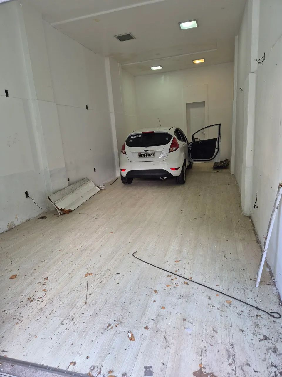 ALUGA-SE - PONTO COMERCIAL NA AVENIDA PEDRO MIRANDA - Foto 5