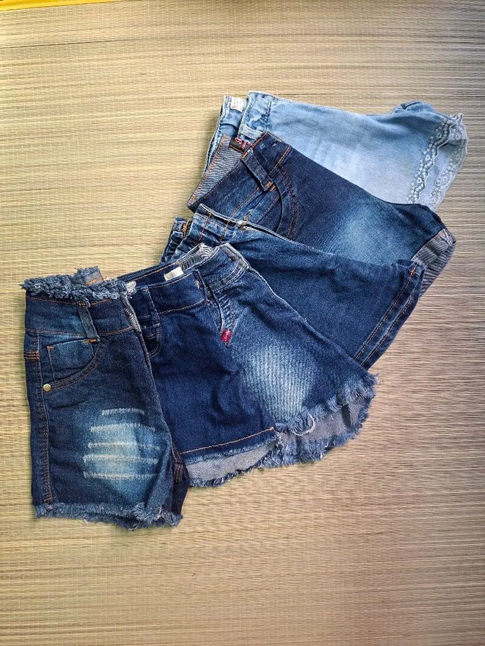 Lote short jeans infantil. Tam 08. 06 peças - Foto 2