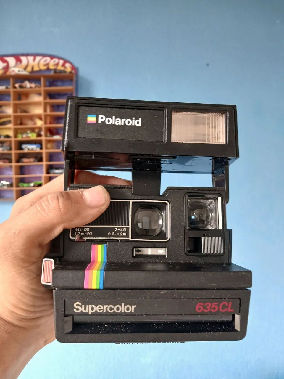 Câmera analógica polaroid 635CL supercolor