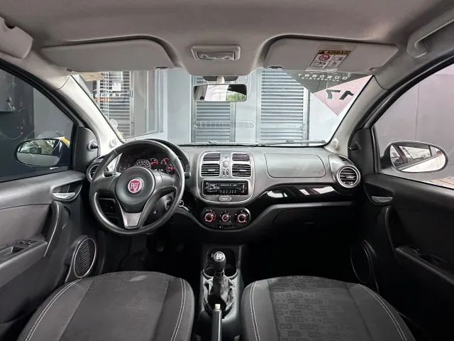 Fiat Palio Attractive 1.0 EVO Fire Flex 8V 5P 2017 - Foto 3