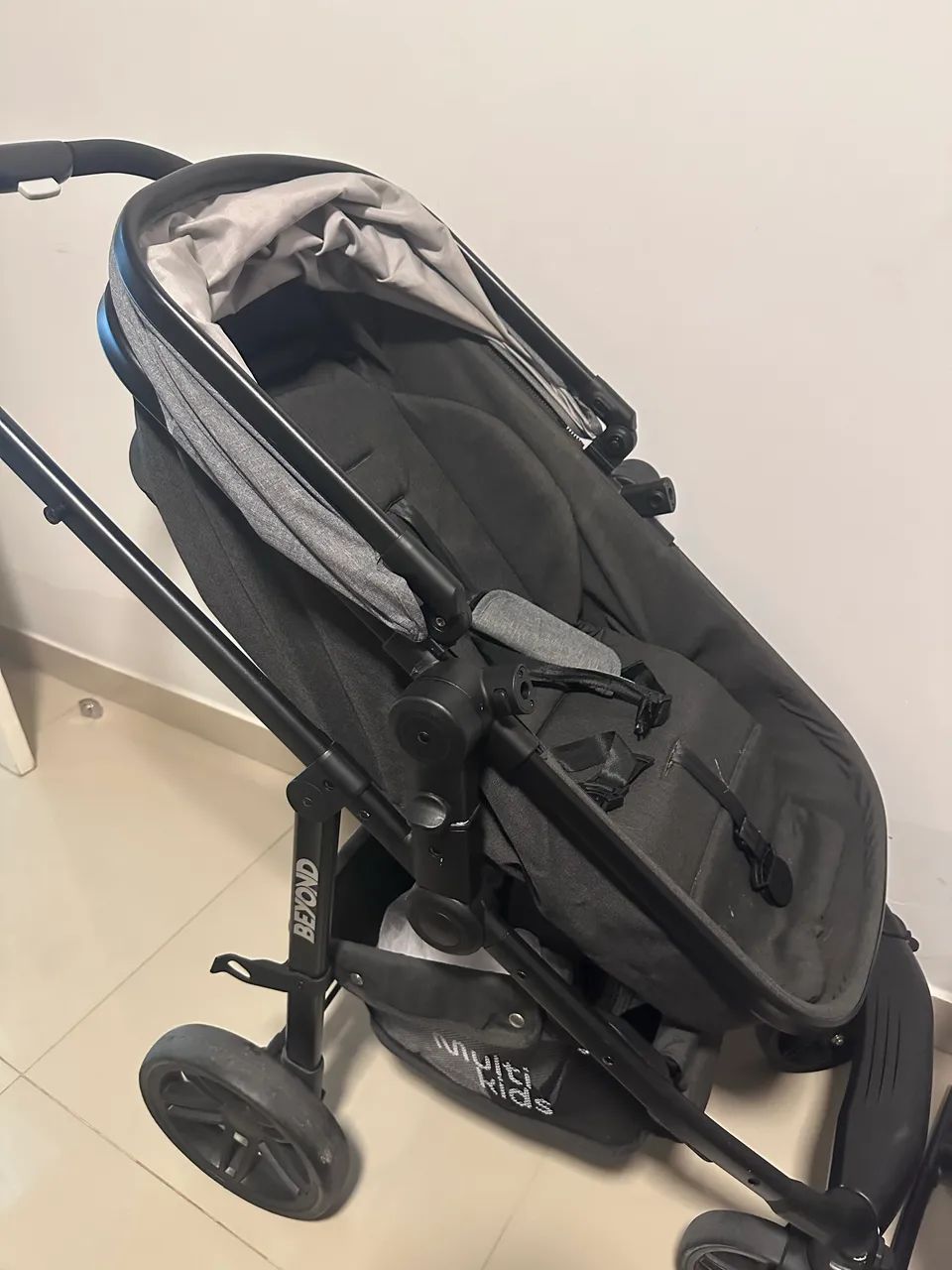 Carrinho de bebê com Moises - Foto 4