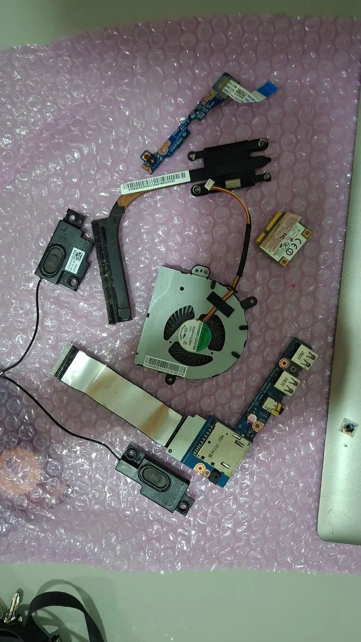 Carcaça + peças Lenovo IdeaPad S410 - Foto 4