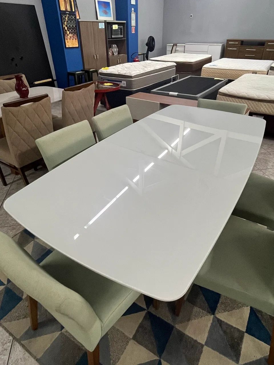 Mesa de Jantar Laqueada com 6 cadeiras  - Foto 5