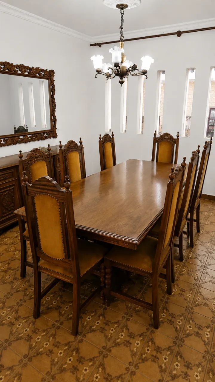 Mesa de Jantar Madeira Maciça com 8 Cadeiras - Estilo Português - Foto 3