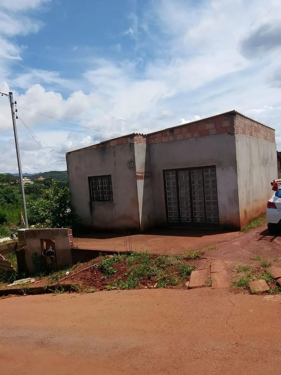 Casa 2 quartos, sala,cozinha e banheiro 