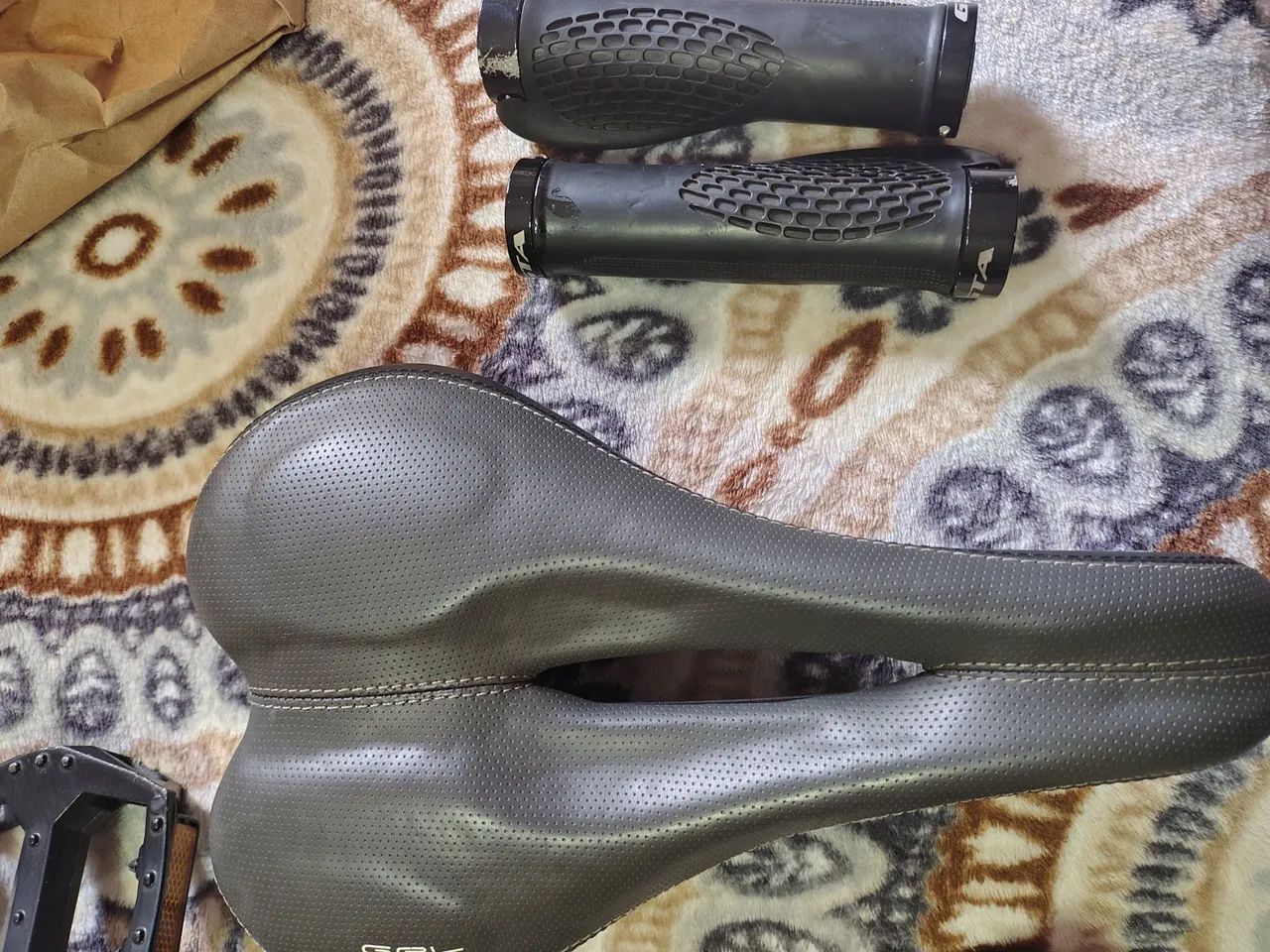 Vendo peças acessórios para bicicleta  - Foto 3