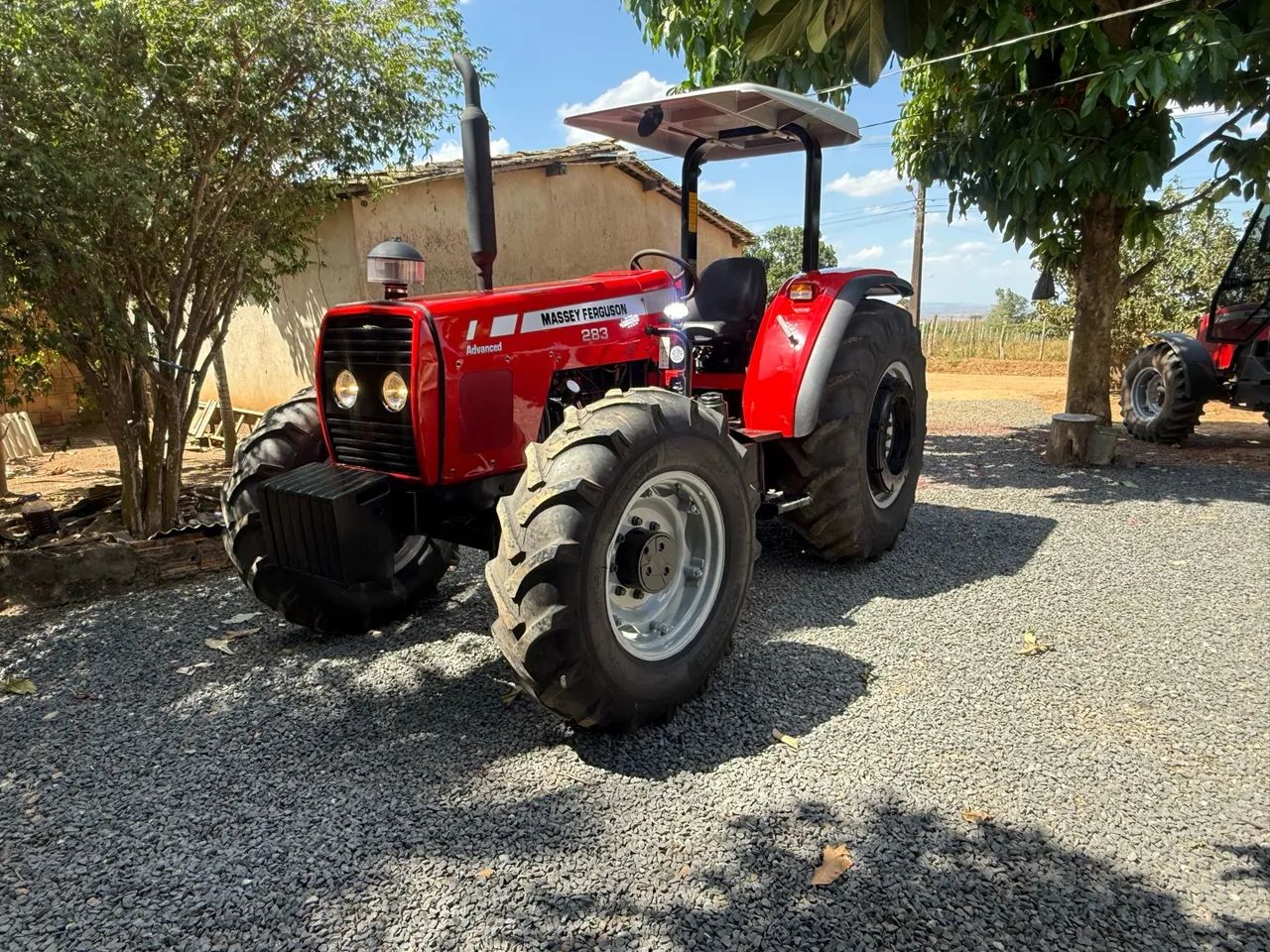Trator 283 2009