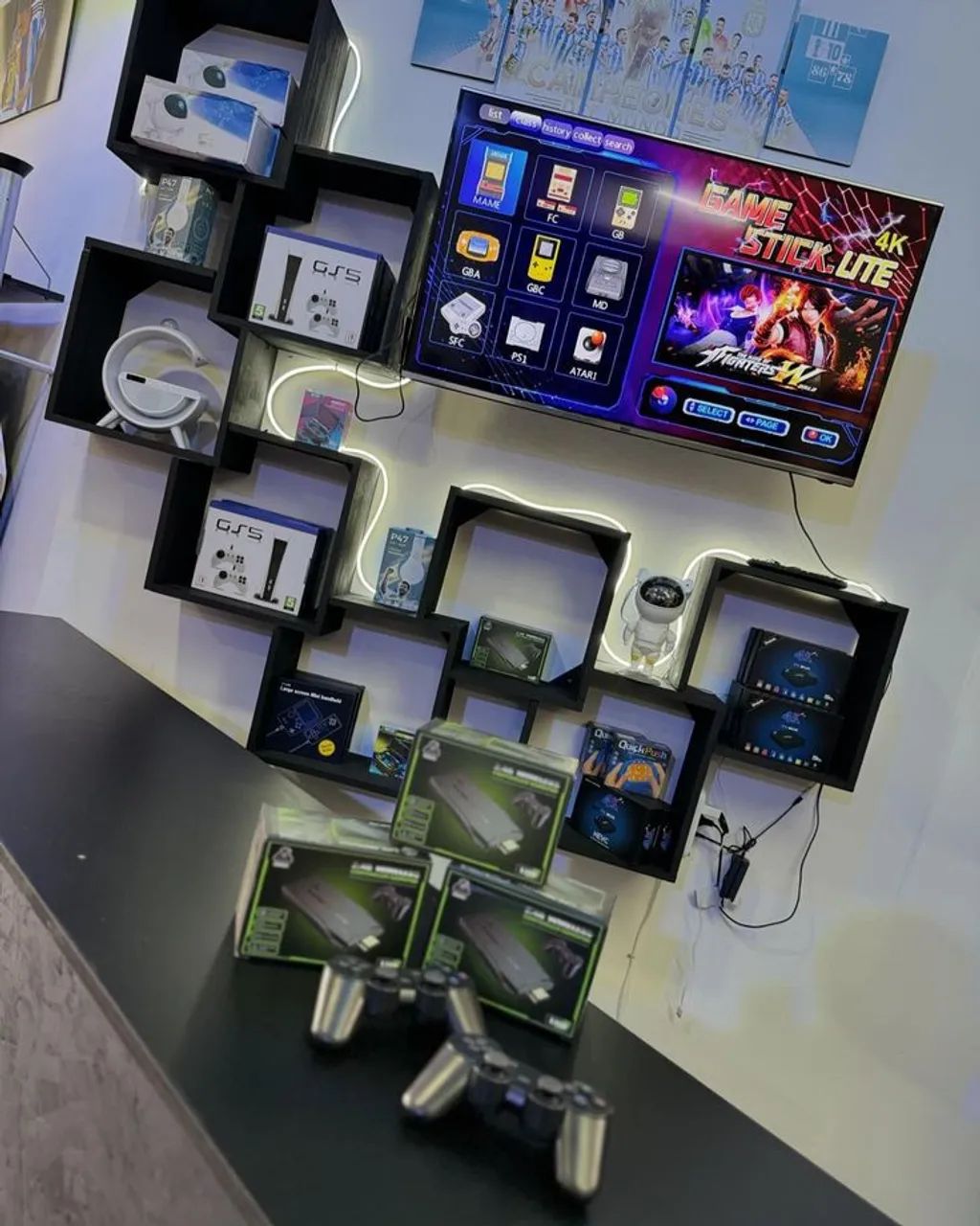 Game stick 4k video game portátil com mais de 20000 jogos e 2 Controles sem fio  - Foto 4