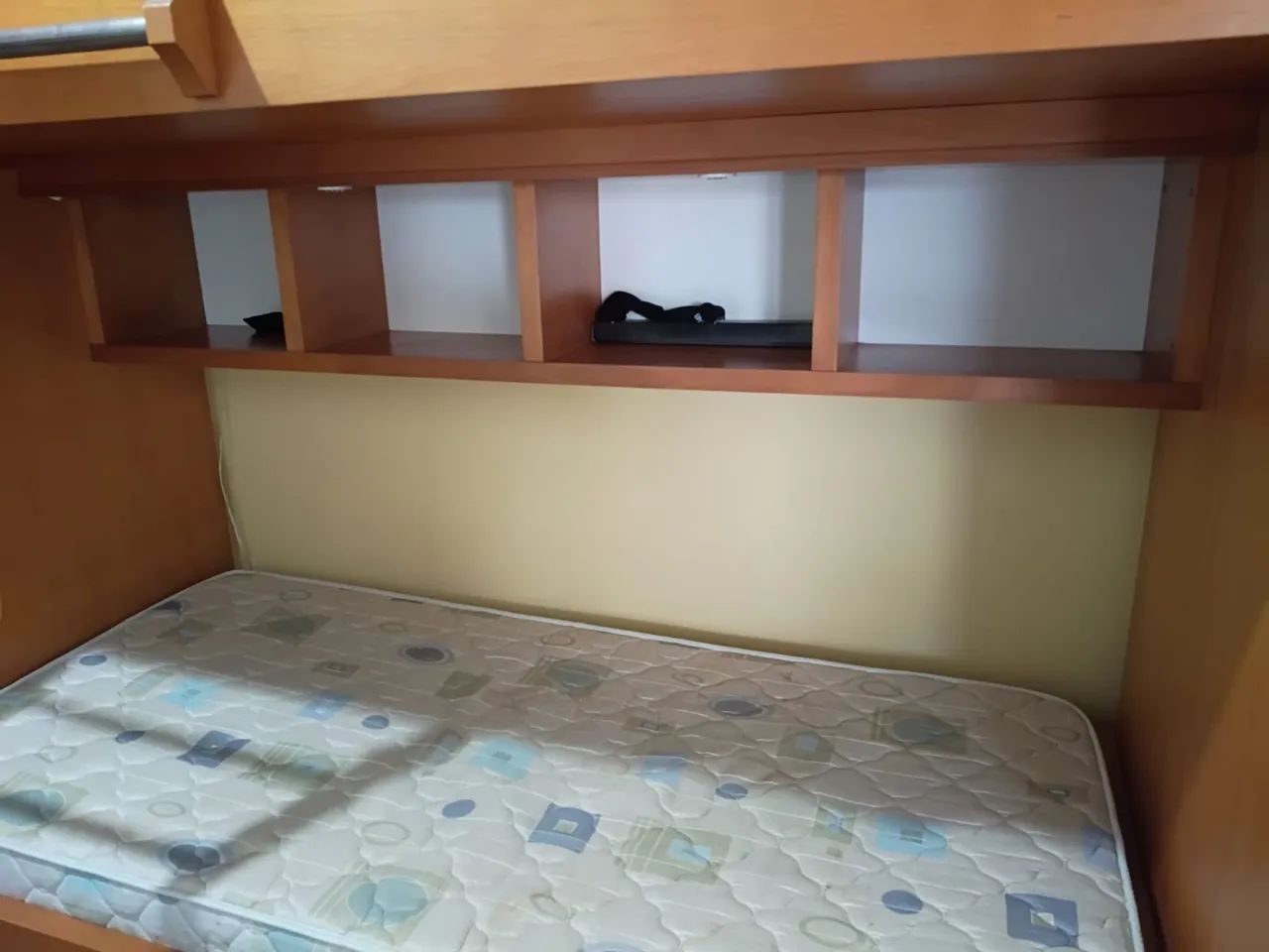 Beliche de madeira com 3 camas e 2 colchões | Design moderno - Foto 2
