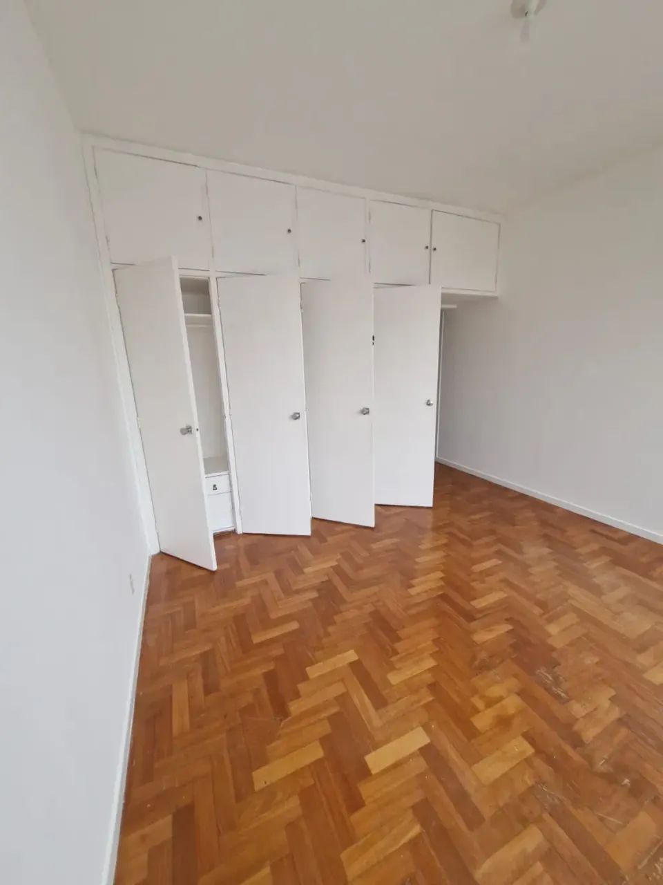 Apartamento para aluguel tem 148 metros quadrados com 4 quartos - Foto 2