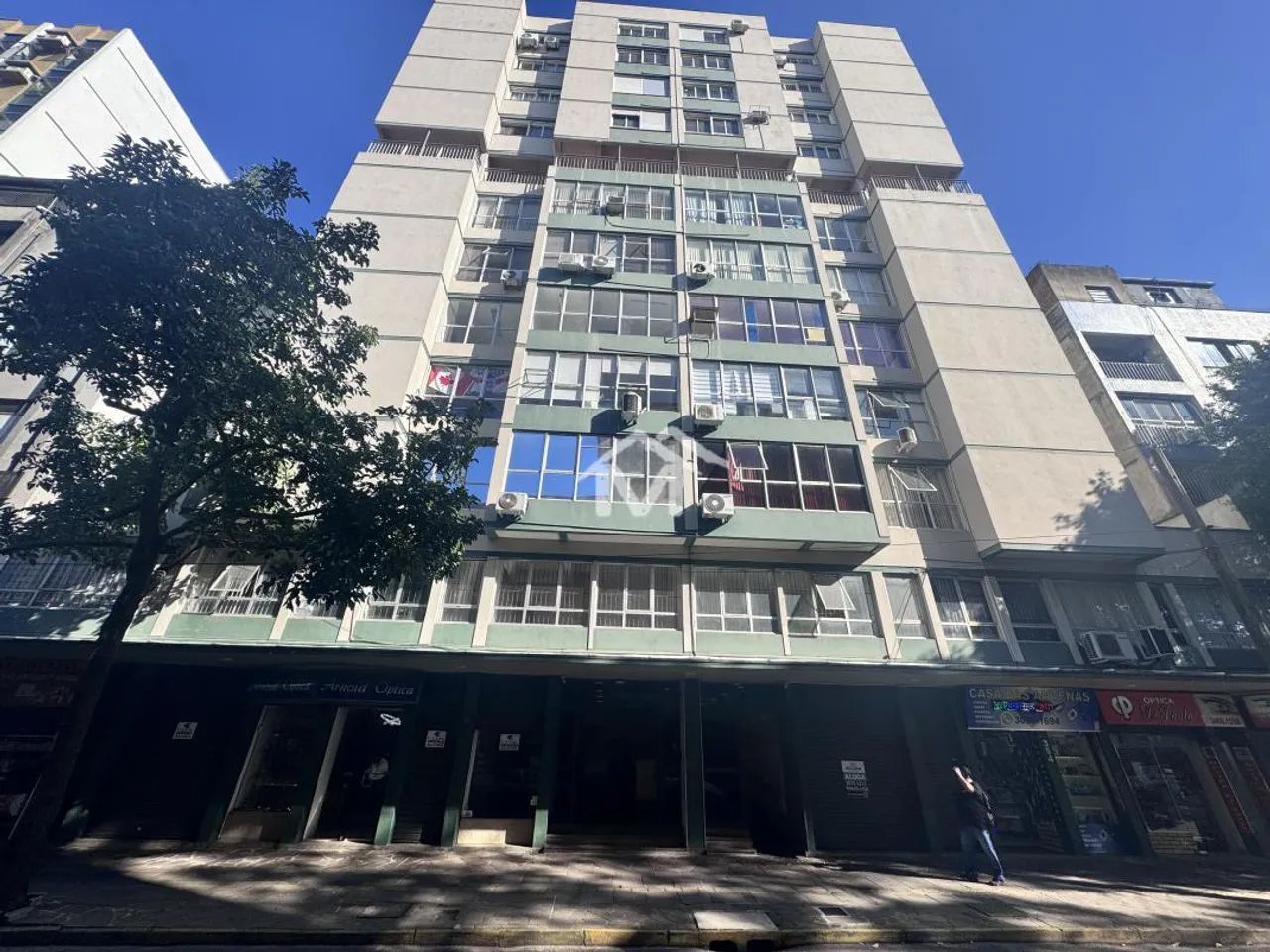 Aluguel de Sala Comercial com Elevador em Canoas - Centro - 75m² REF: 501757