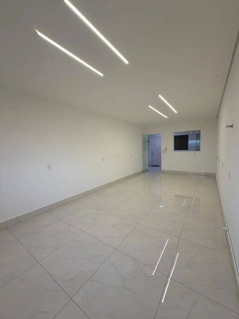 Sala Comercial próximo a Av da Amizade / Sumaré para locação - Foto 2