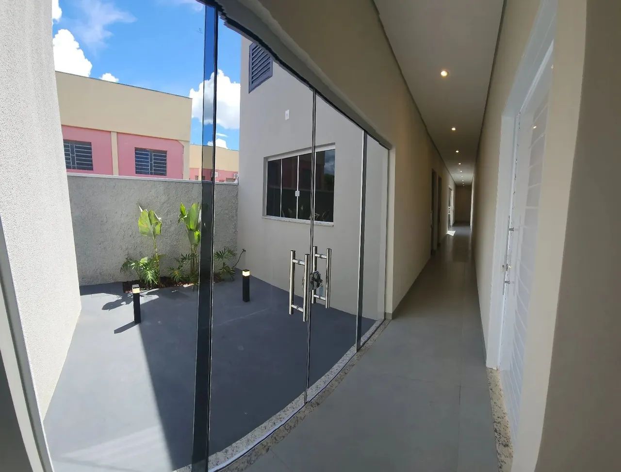 Prédio/Edifício inteiro para venda com 230 metros quadrados com 10 quartos - Foto 4