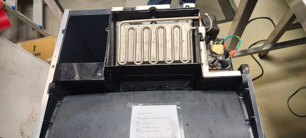 Manutenção de máquinas, equipamentos e predial.