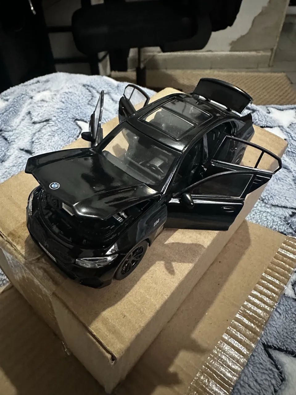 Miniatura BMW 320i - Foto 2