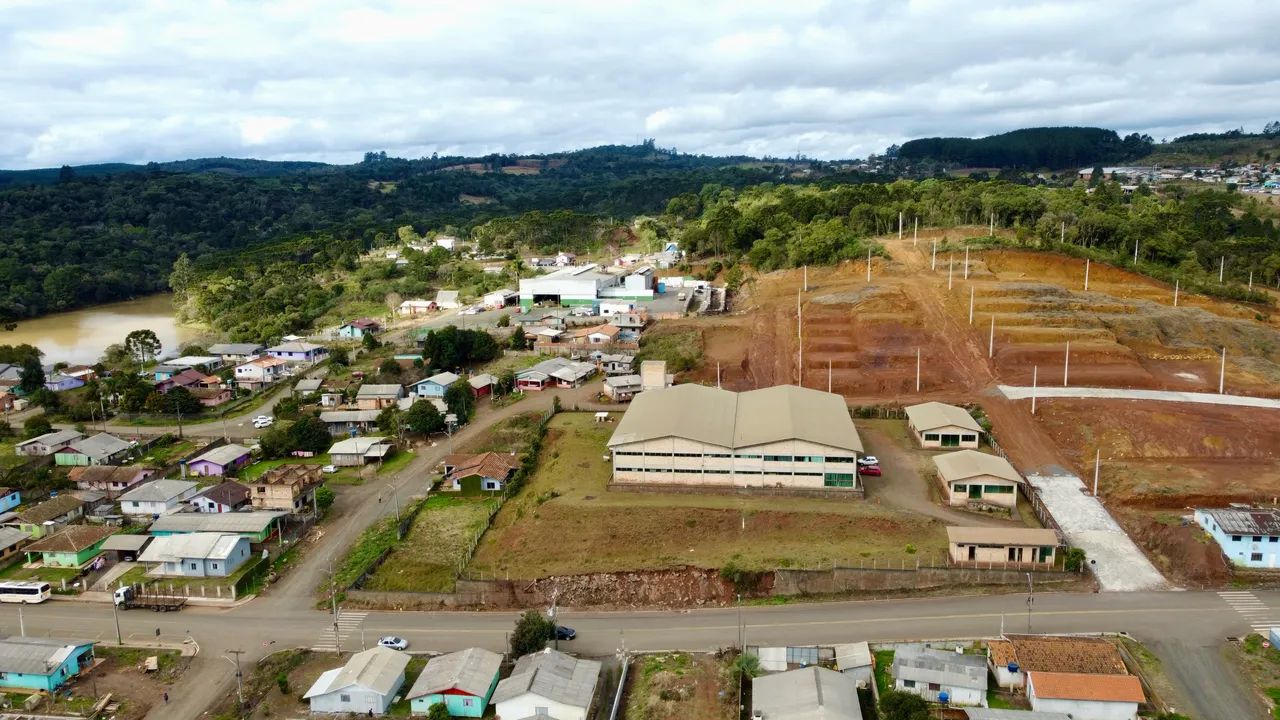 Edificação com 2.116m2 em Timbó Grande  - Foto 2