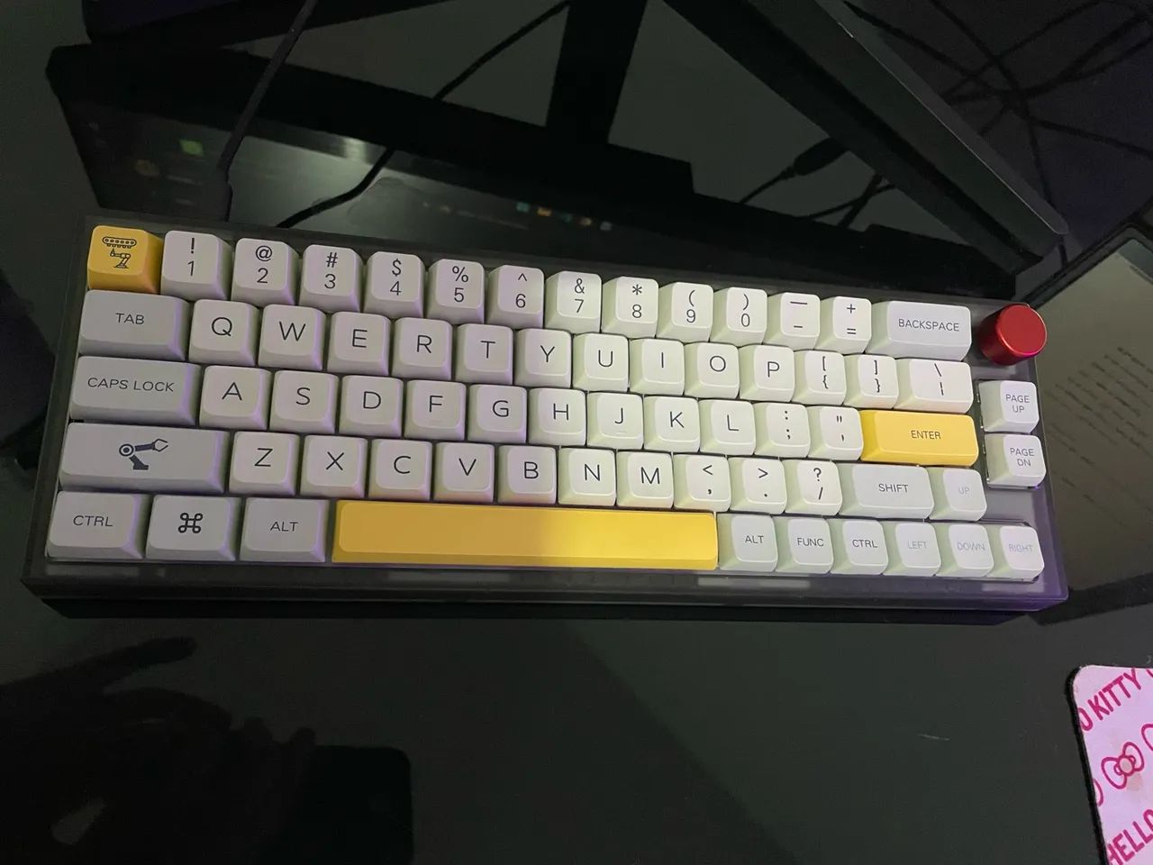 Teclado EPOMAKER TH66 PRO