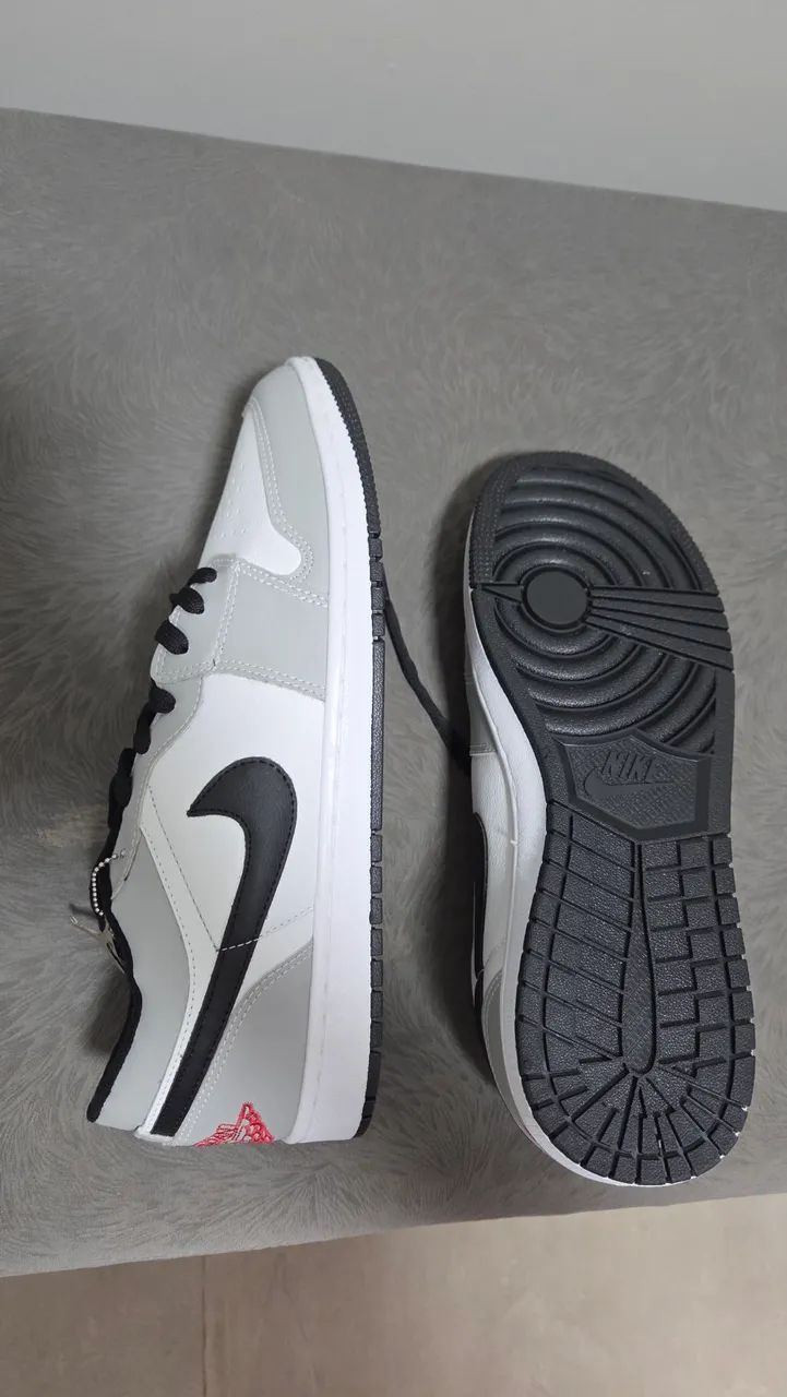 Tênis nike dunk low 43 branco/cinza - Foto 3