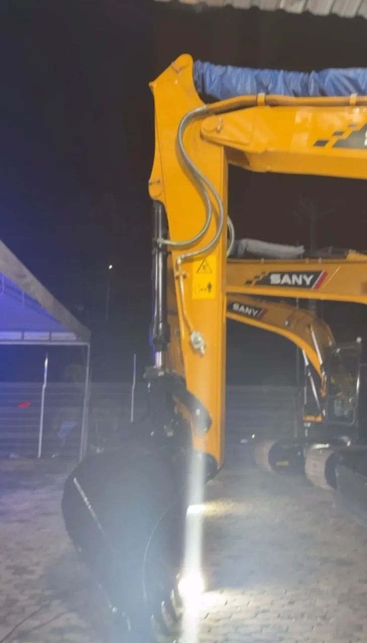 ESCAVADEIRA SANY SY135C - Foto 2