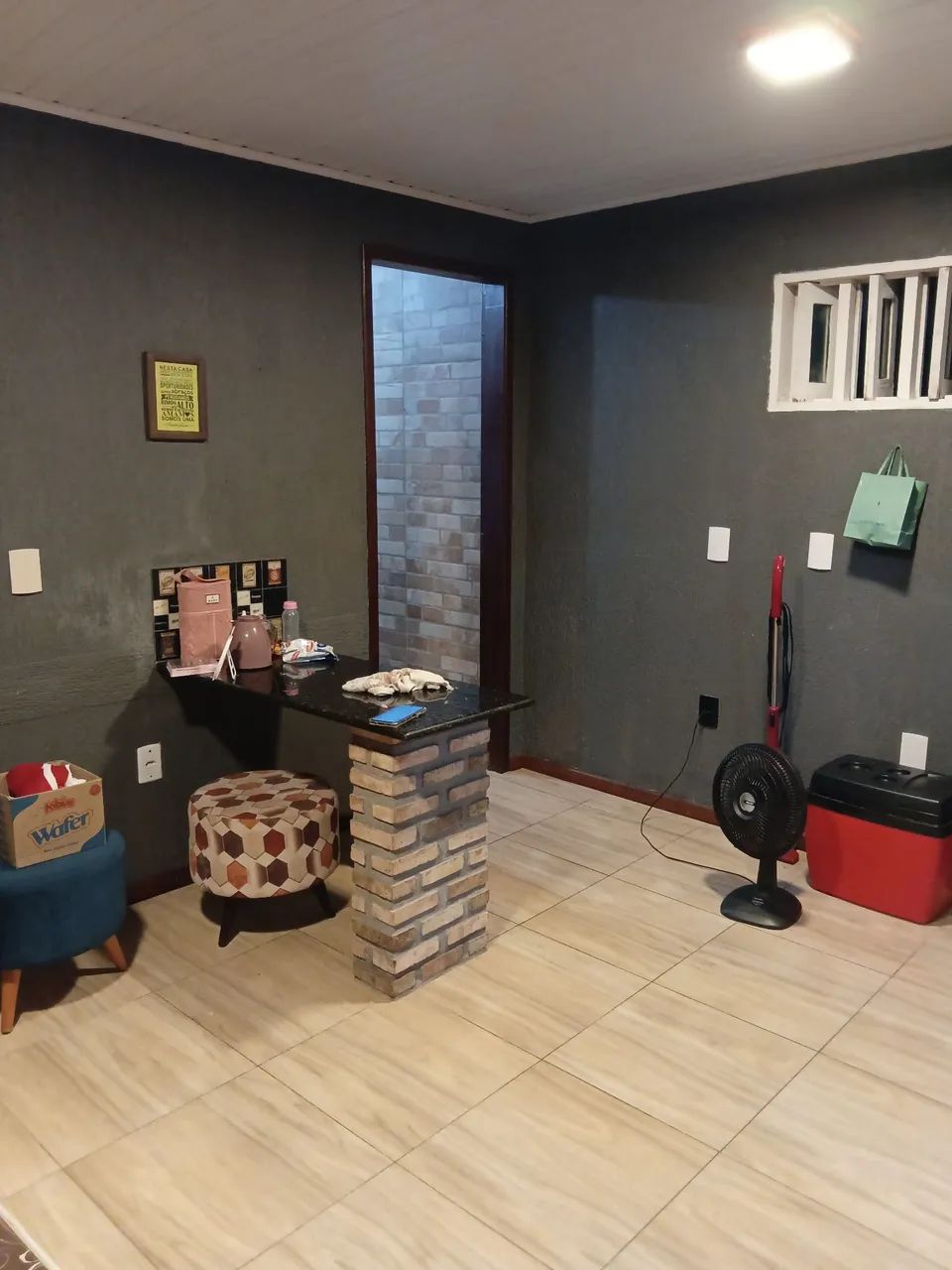Apartamento de  1/4  coroa do meio