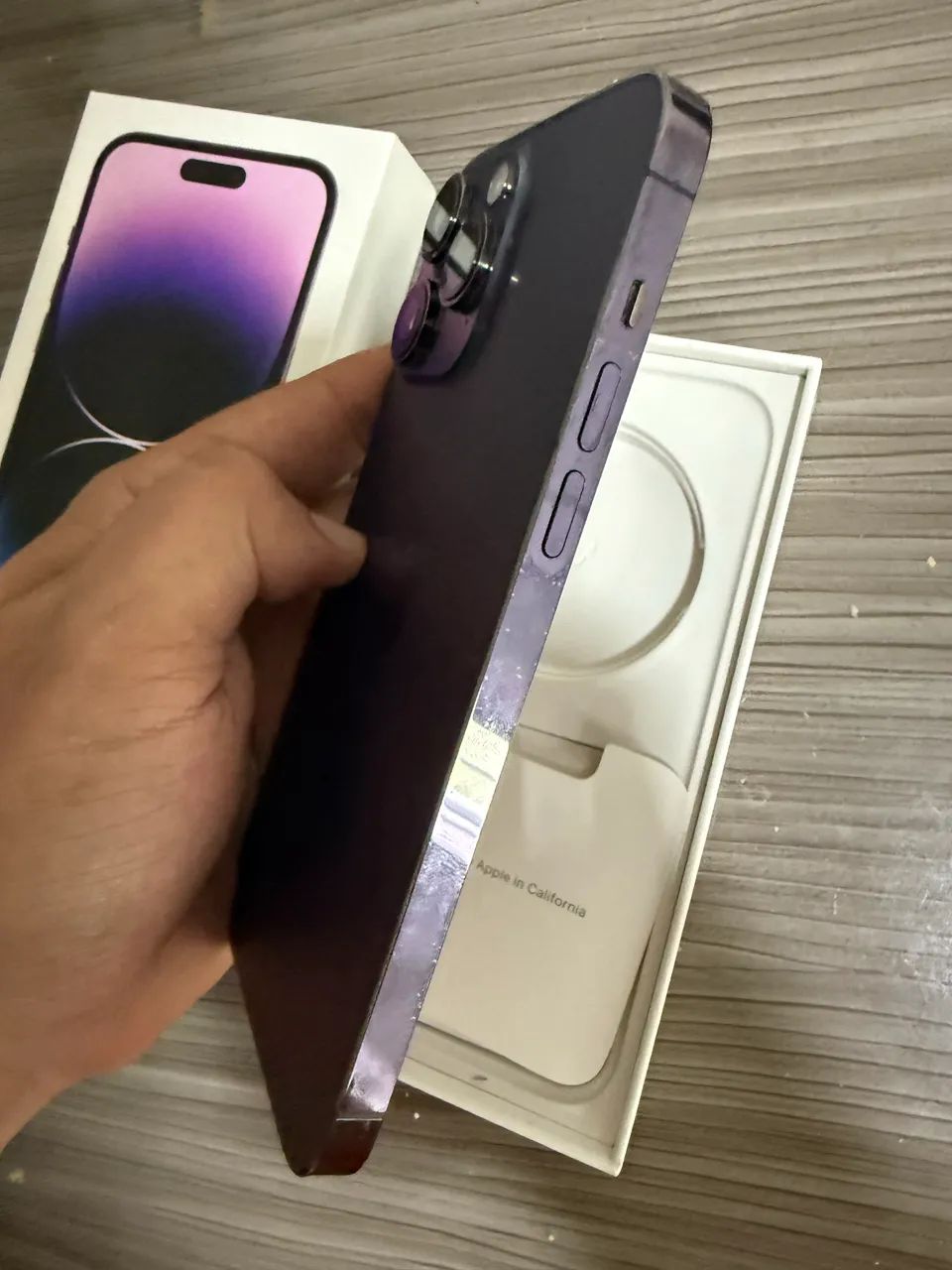 iPhone 14 Pro Max 256GB Na caixa - Celulares e Smartphones