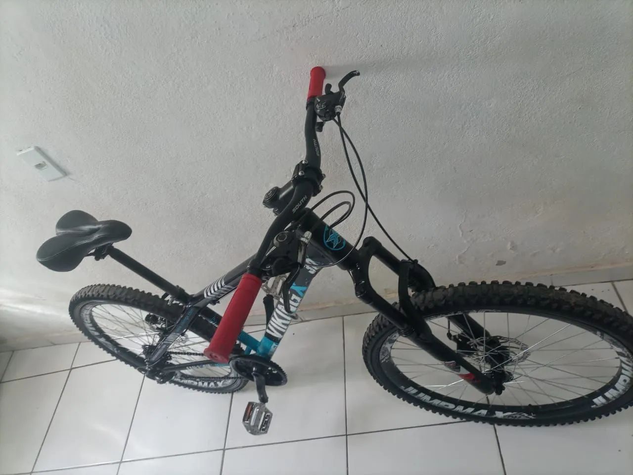 Bicicleta aro 26 troco por iPhone TV 65 ou 75 polegadas geladeira duplex notebook ou som  - Foto 4