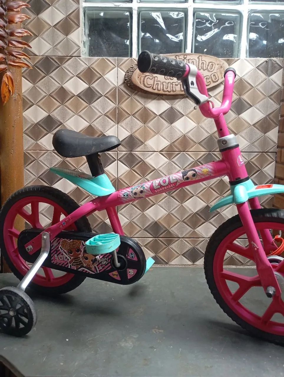 Bicicleta infantil com rodinha da lol - Foto 2