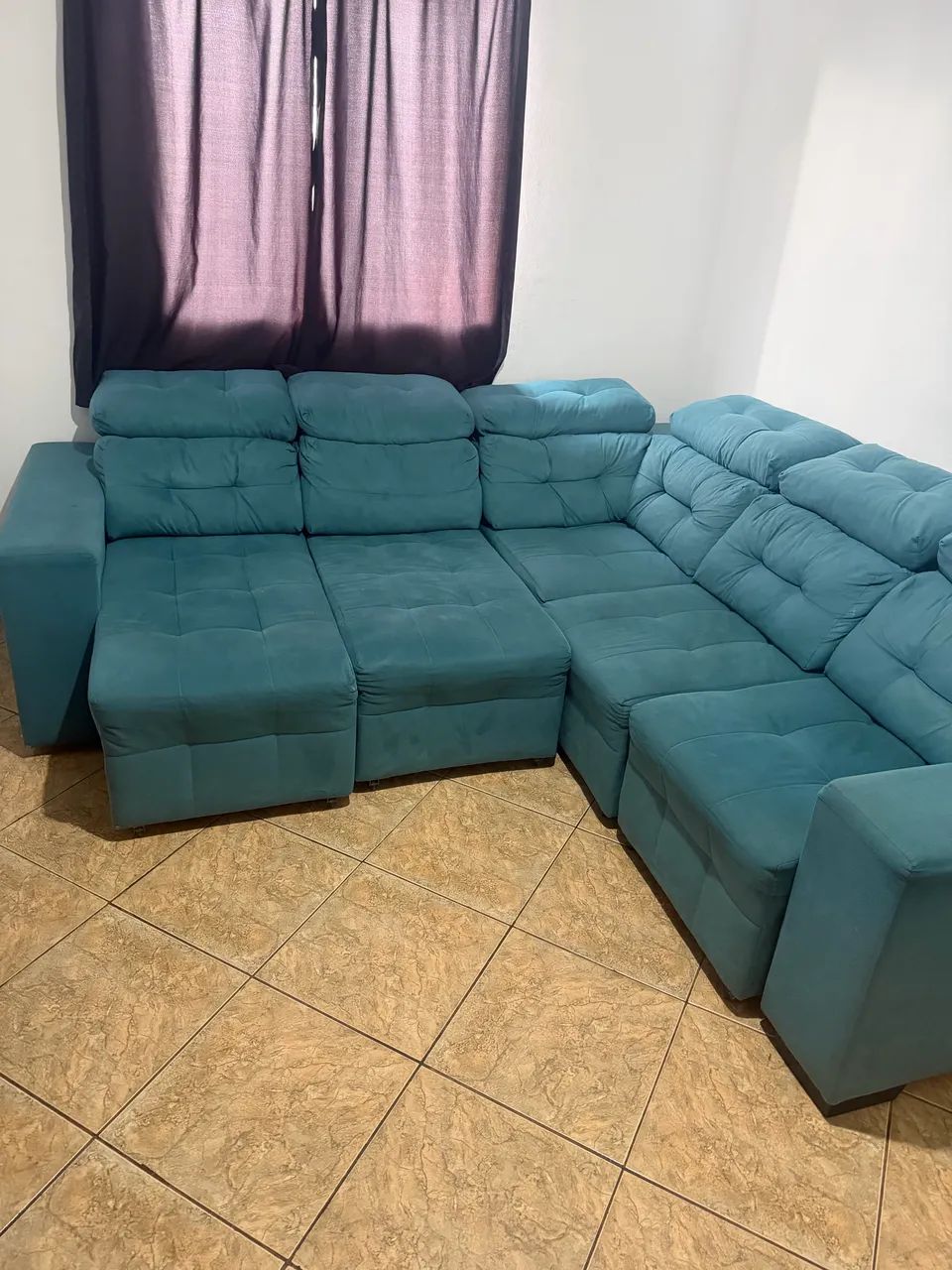 Sofá grande , todo retrátil / cor muito linda 