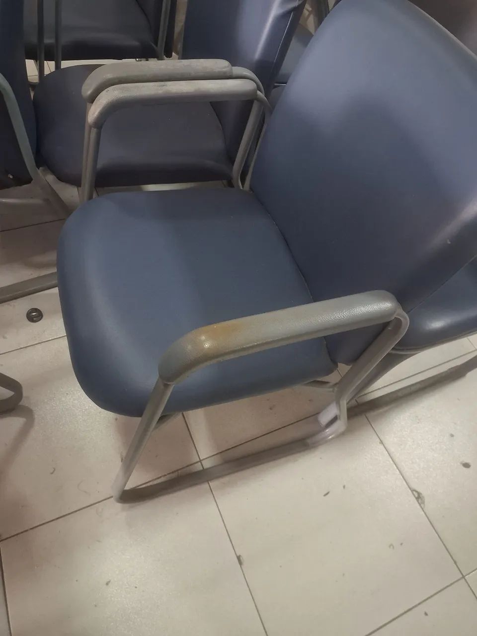 Cadeiras fixa reforçada  - Foto 2
