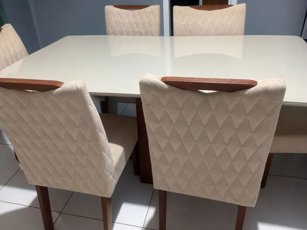 Vendo Mesa Semi nova 