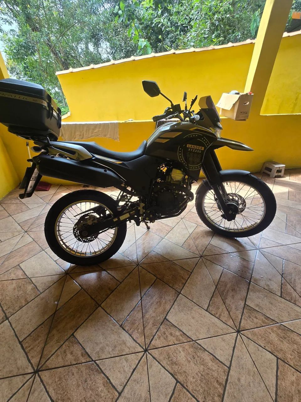 Lander sem detalhes muito nova  - Foto 2