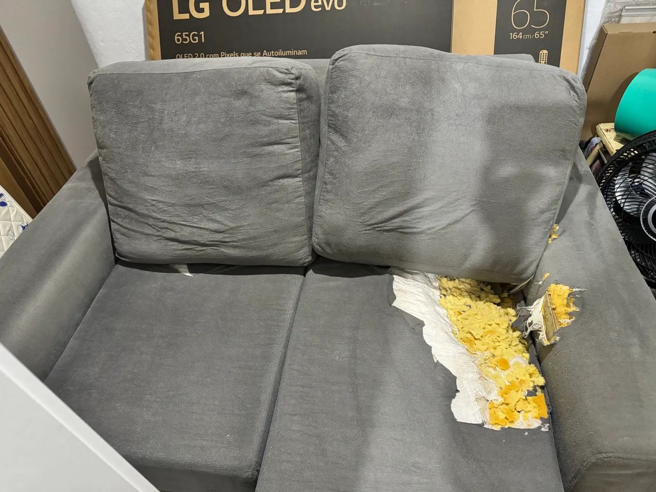 Sofá retrátil 2 lugares