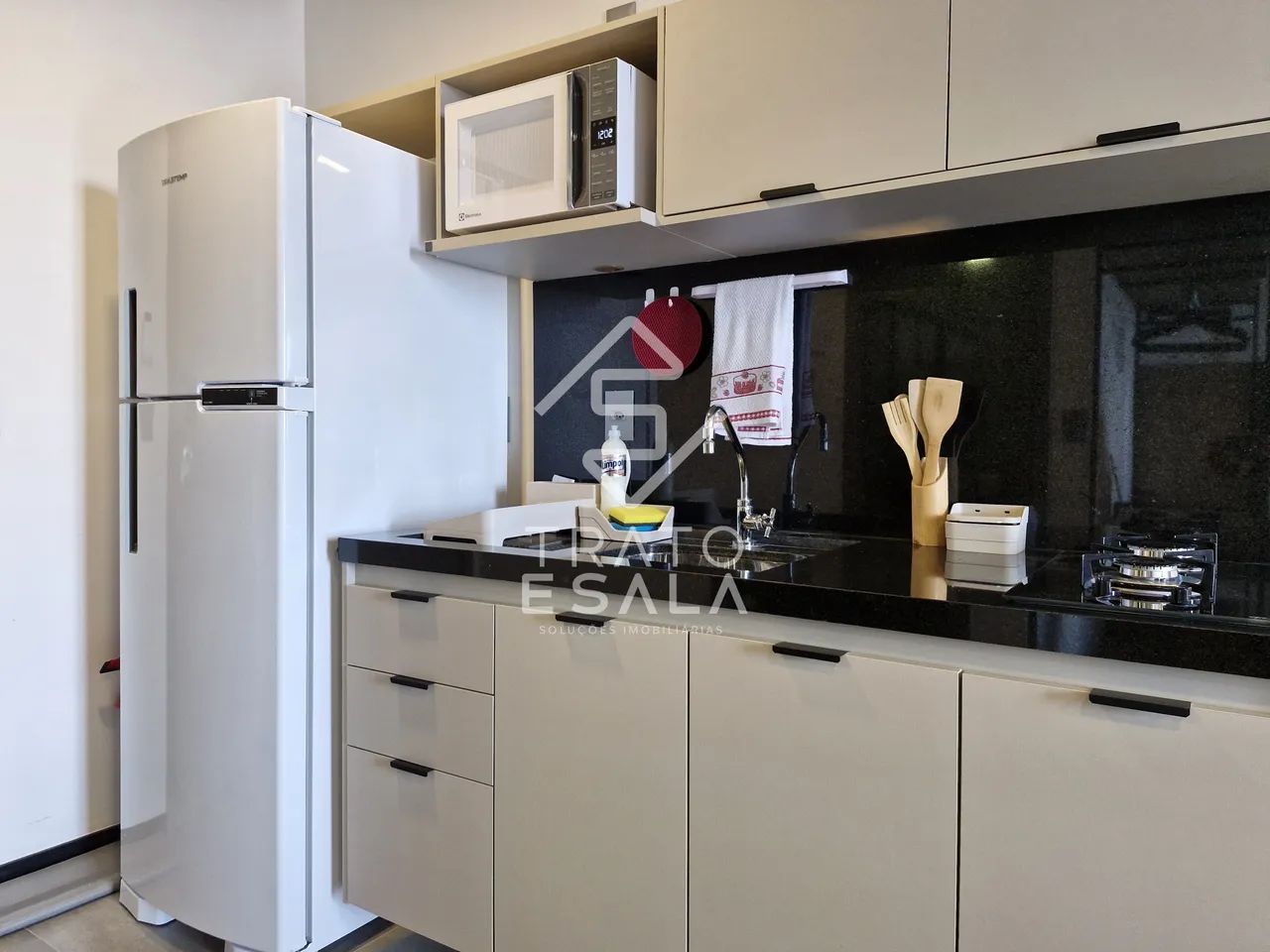 Studio novo, decorado e completo, na Pajuçara, com área de lazer única - Foto 2