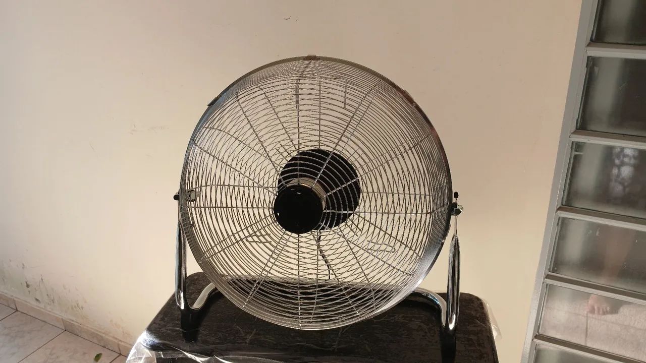 Luminária ventilador cromado  - Foto 3