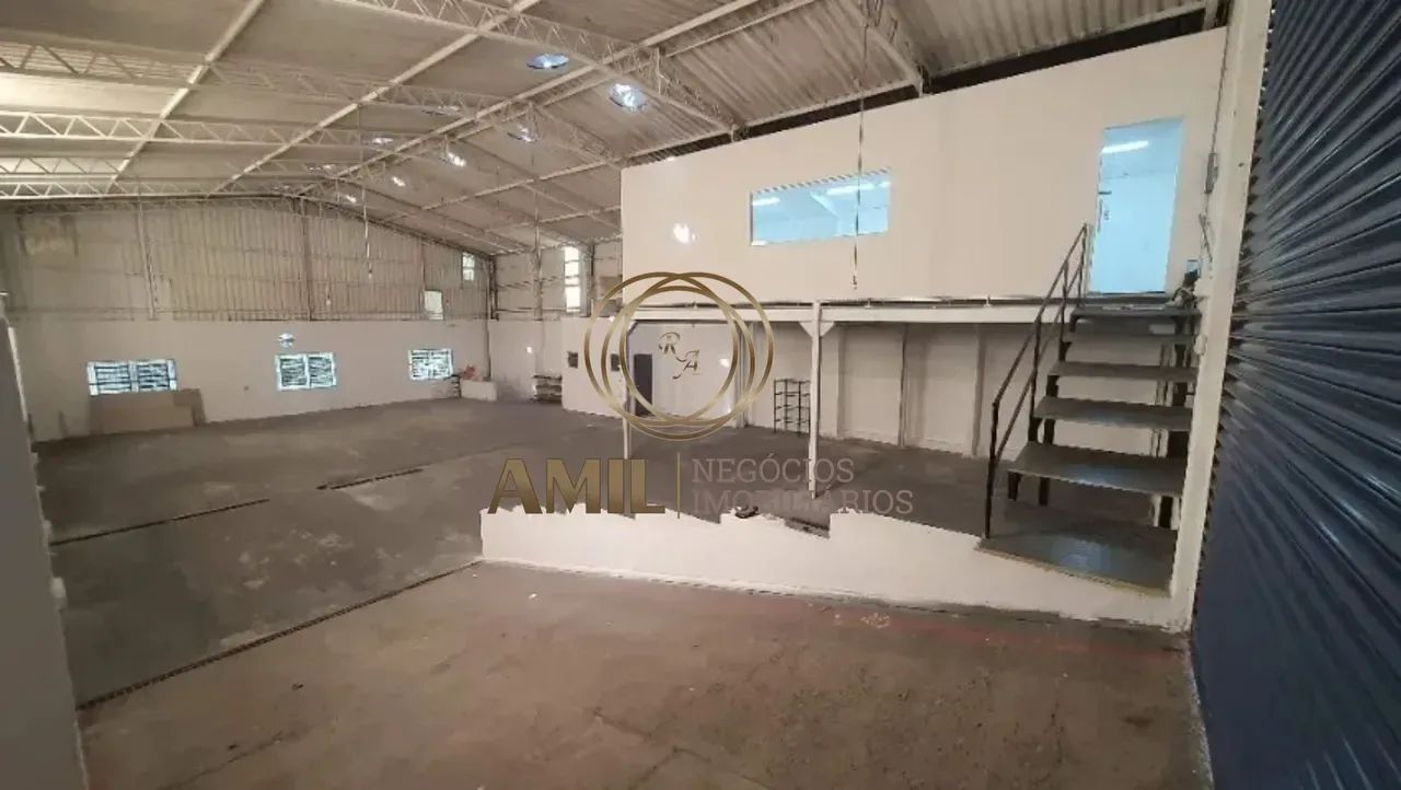 Galpão Comercial de 550m² para Locação no Jardim Satélite, São José dos Campos - Agende su