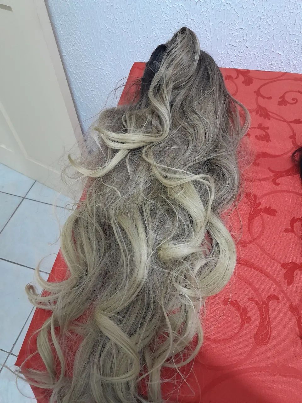 Peruca Loira Longa Sintética Importada - Foto 4