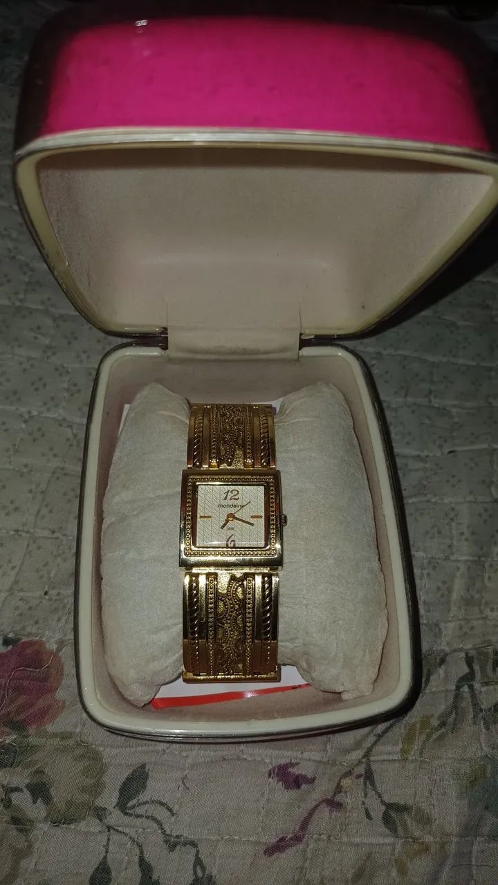 Relógio Mondaine Original Bracelete 