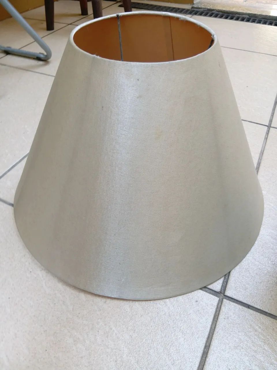 Abajur de mesa com cúpula  - Foto 4