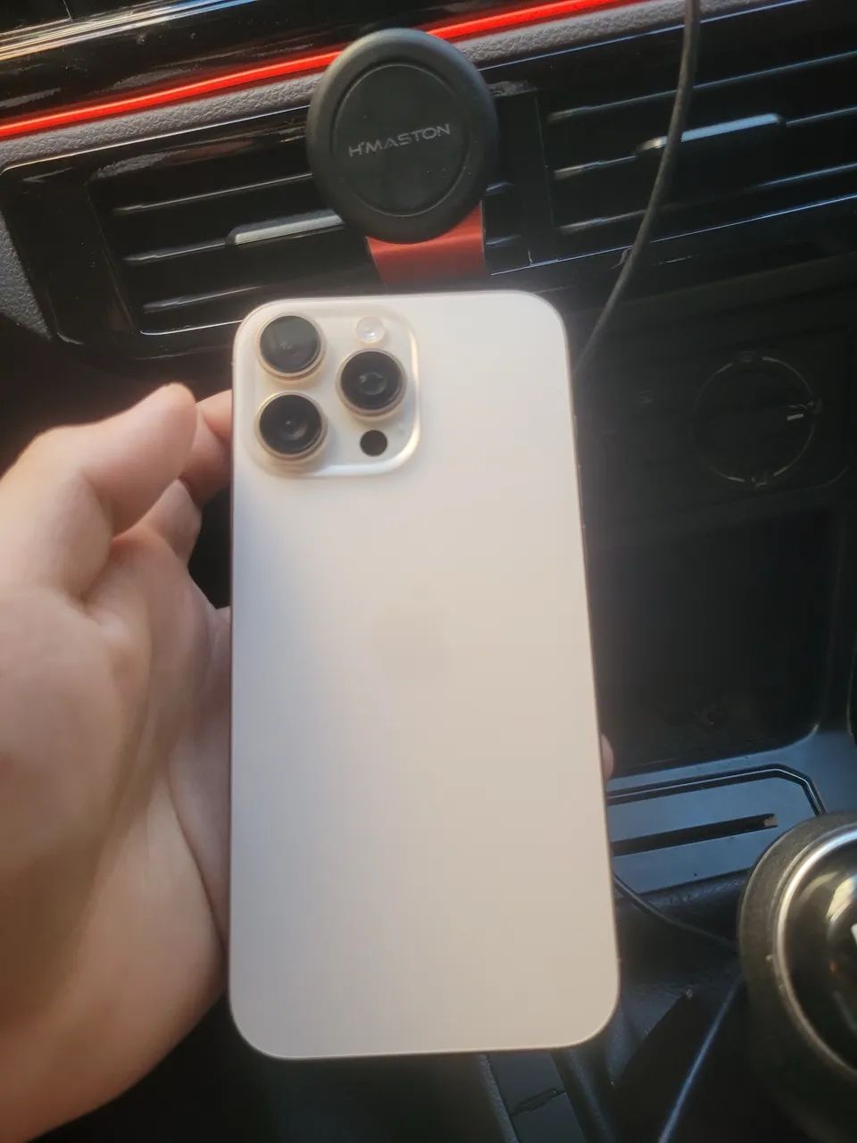 IPHONE 16 pro max 256gb Desert - Foto 2