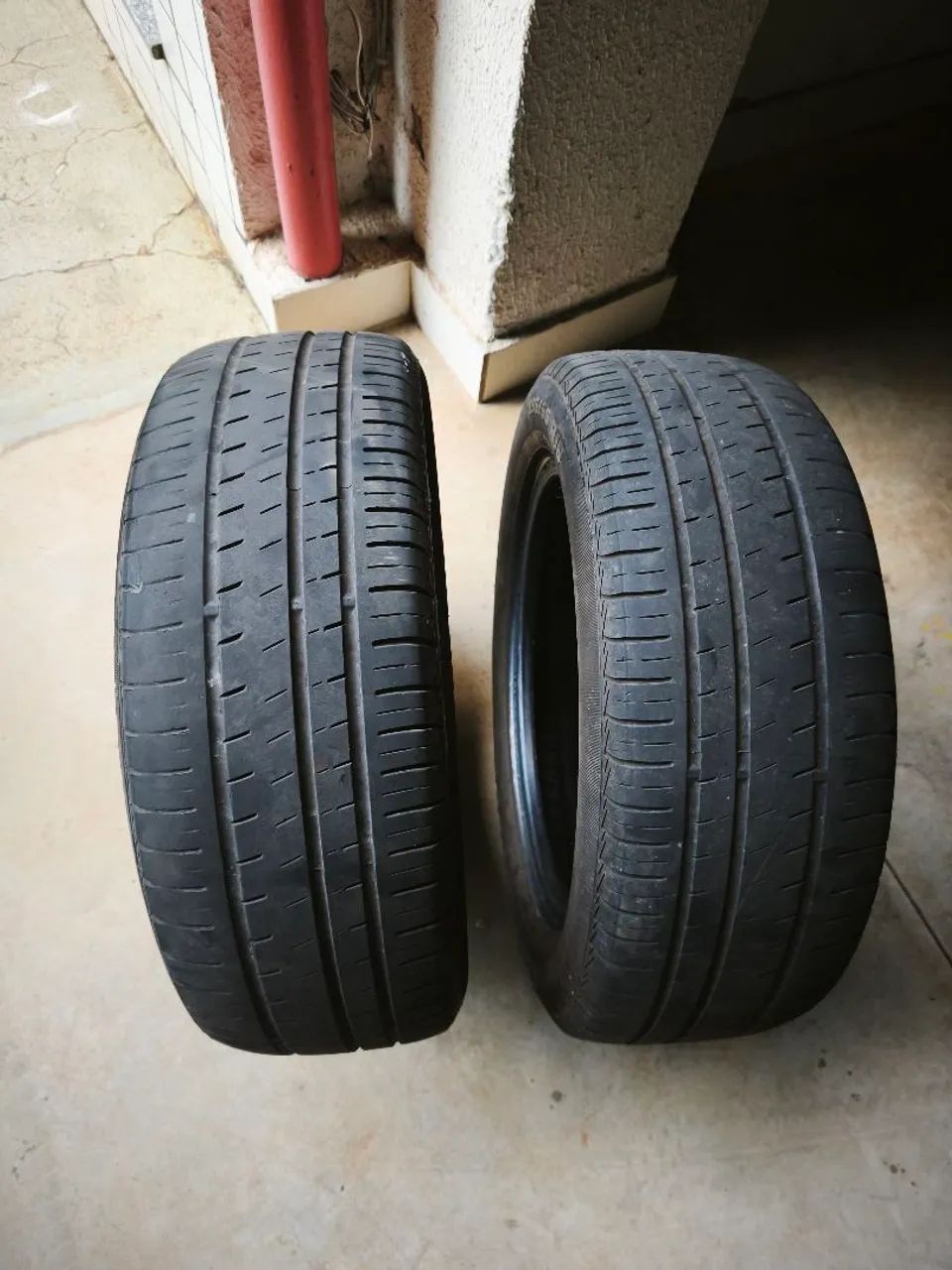 Pneu usado de carro 195/55/16 - Foto 4