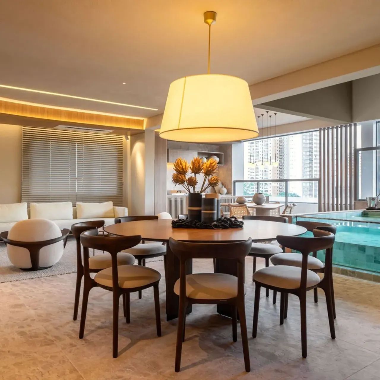 Apartamento no Marista com 4 suítes e lazer completo - Foto 2