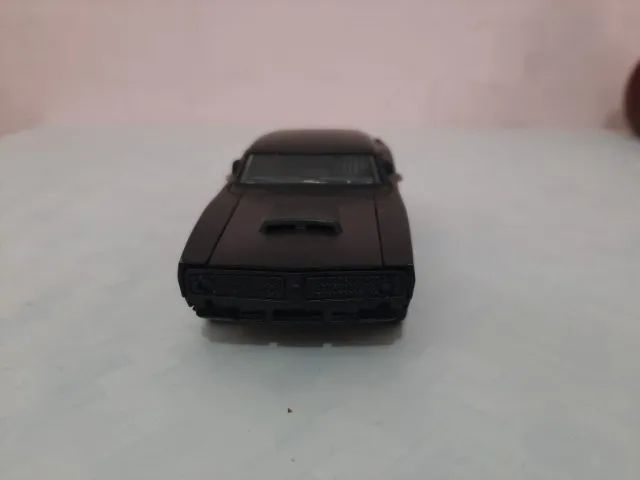 Miniatura Dodge Charger Velozes - Foto 2